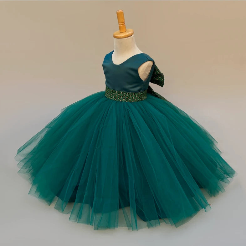 Emelda forest green gown